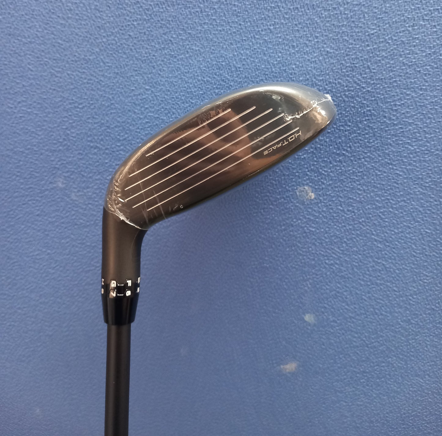 Cobra Golf OPTM Hybrid Mens Right Hand No4 21 Degrees Stiff Ex Demo