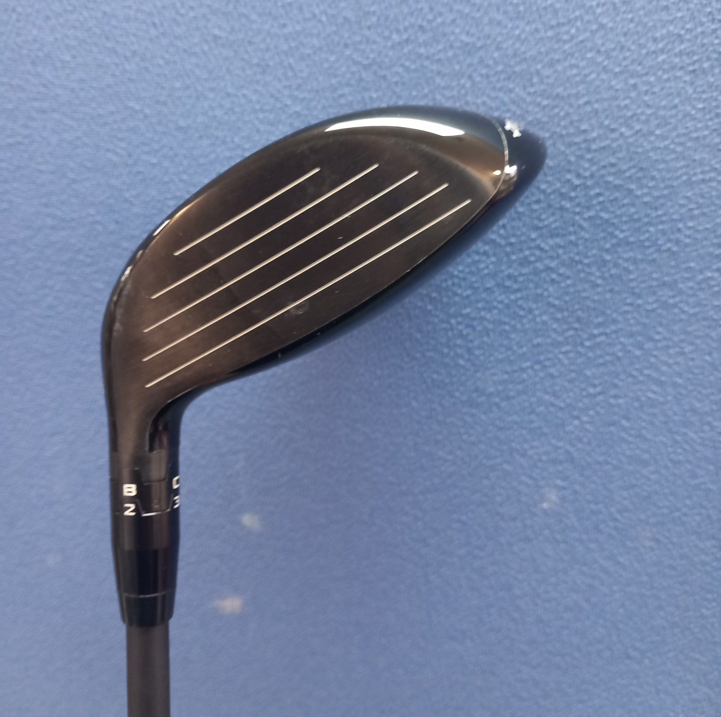 Titleist Golf GT2 Fairway Mens Right Hand 18 Degree Regular Flex Pre Owned