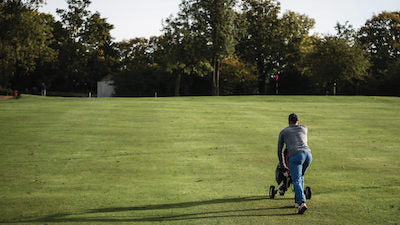 Advantages of a push or pull golf trolley