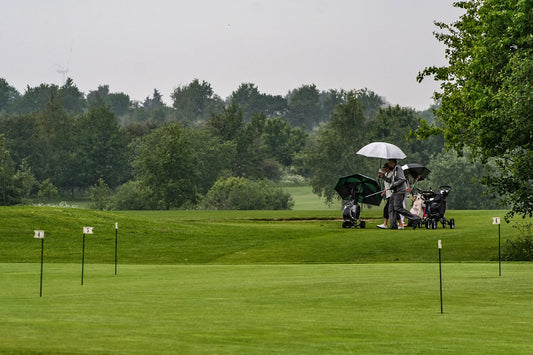 What to wear golfing in the rain