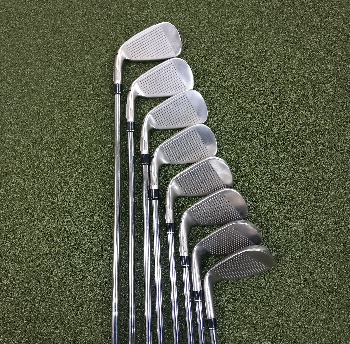 Taylormade Golf Stealth Irons Mens Right Hand 5-LW Regular Pre Owned