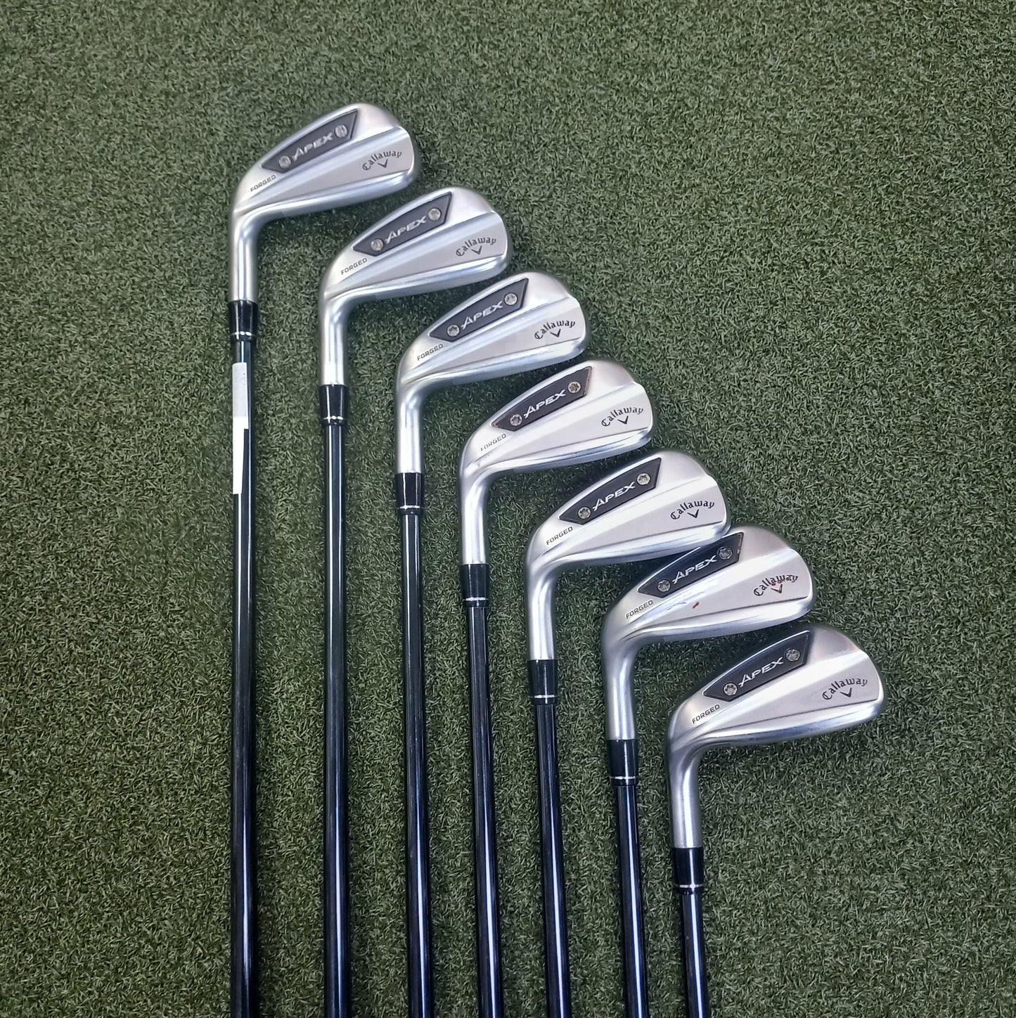 Callaway Golf Apex Ai200 Mens Left Hand Irons 5-GW Graphite Regular Pre owned