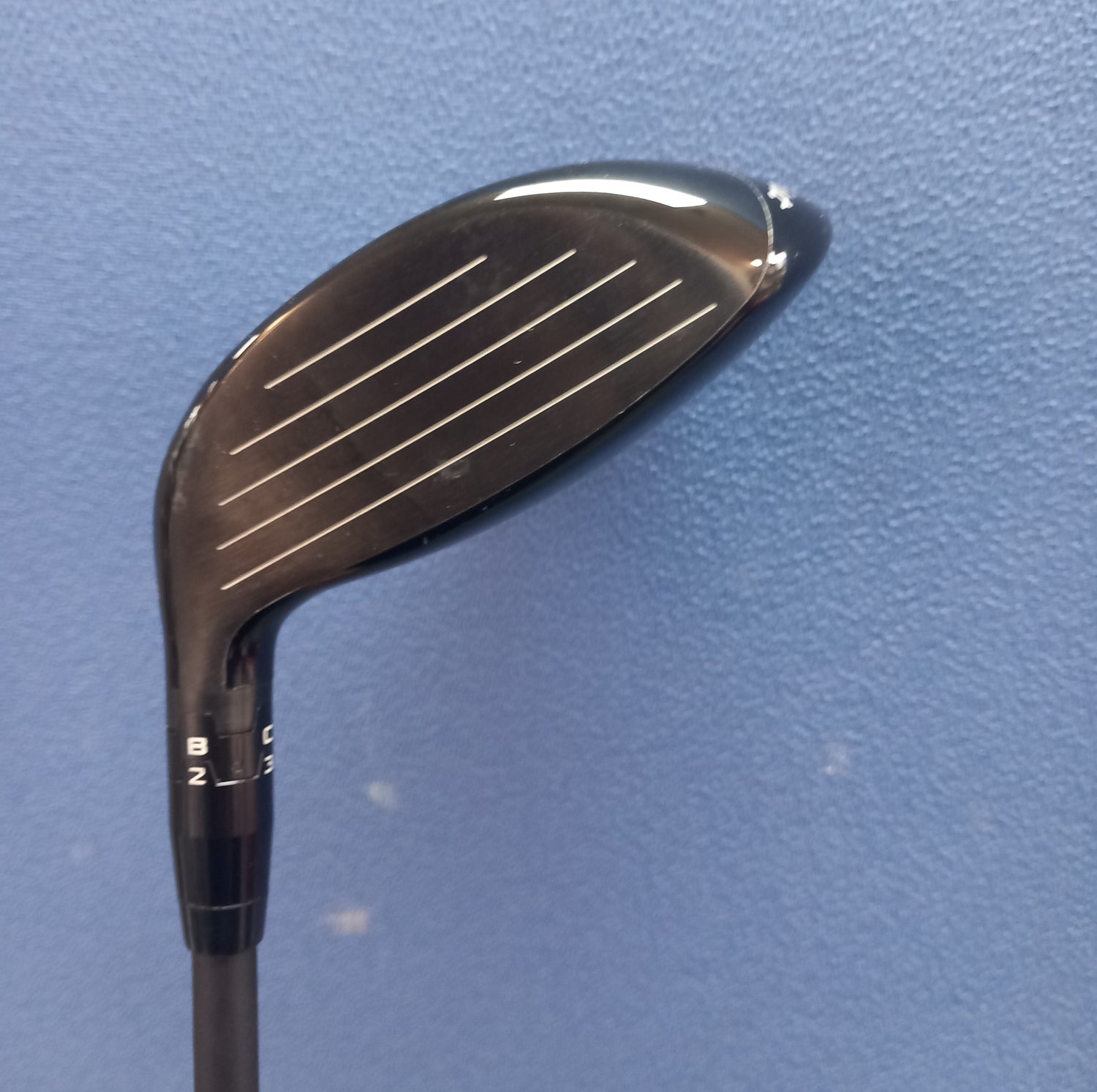 Titleist Golf GT2 Fairway Mens Right Hand 18 Degree Regular Flex Pre Owned
